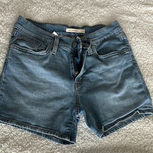 Levi's Blue Jean Shorts Casual Style